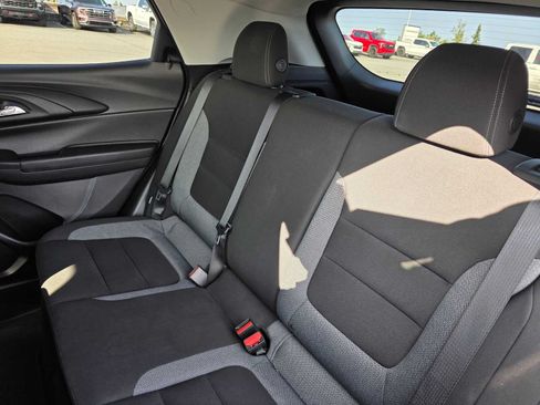 Certified 2023 Chevrolet TrailBlazer LT AWD/4WD image 17