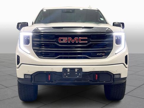 Used 2024 GMC Sierra 1500 AT4 w/ Technology Package image 3
