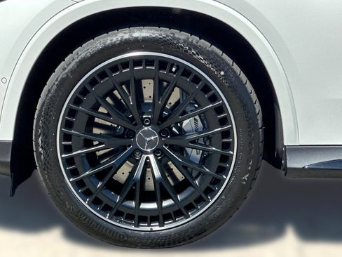 New 2026 Mercedes-Benz GLC 43 AMG 4MATIC image 11