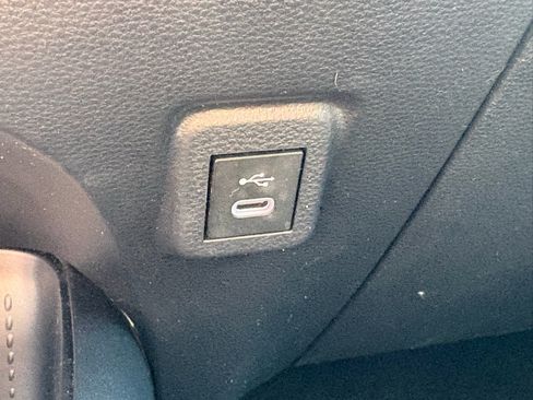 Used 2023 Toyota Corolla LE w/ Carpet Mat Package (TMS) FWD image 20