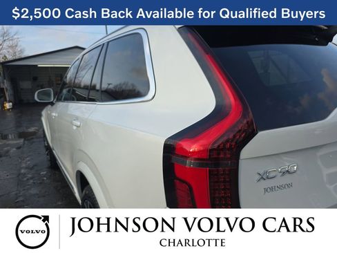 New 2026 Volvo XC90 B6 Plus w/ Protection Package Premier image 39