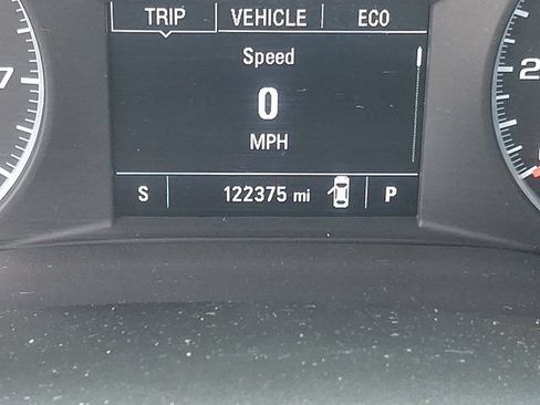 Used 2017 GMC Acadia SLE FWD image 23
