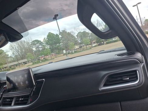 Used 2021 GMC Yukon SLT image 25