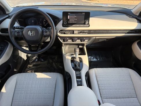 Used 2023 Honda HR-V LX image 15