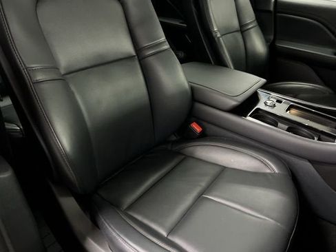 Used 2025 Lincoln Aviator Premiere image 29