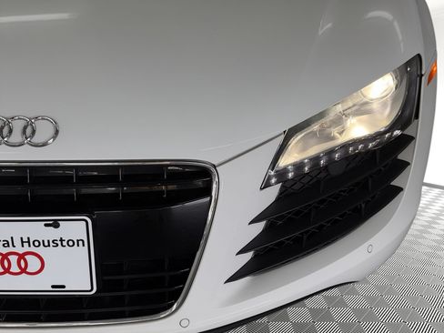 Used 2009 Audi R8 V8 AWD/4WD image 11
