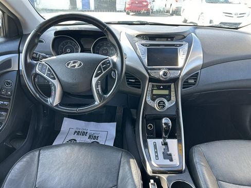 Used 2013 Hyundai Elantra Limited w/ Technology Pkg FWD image 12