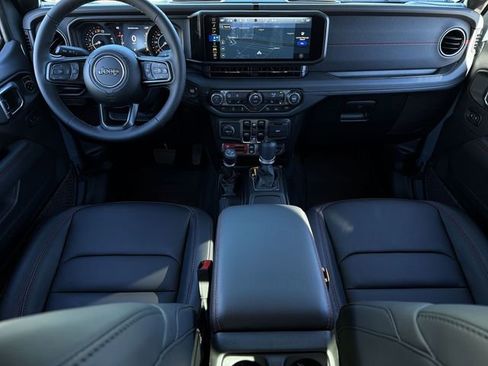 New 2026 Jeep Gladiator Rubicon AWD/4WD image 17