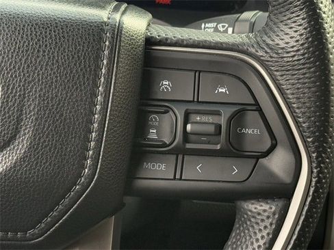 Used 2024 Toyota Tacoma TRD Off-Road image 15