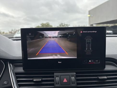 Used 2025 Audi Q5 2.0T Premium w/ Convenience Plus Package image 25