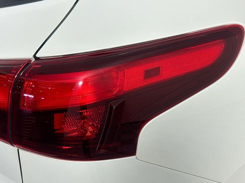 Used 2019 Nissan Rogue Sport SL w/ Premium Package image 60