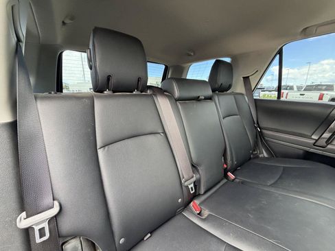 Used 2023 Toyota 4Runner TRD Off-Road Premium w/ Moonroof Package AWD/4WD image 18