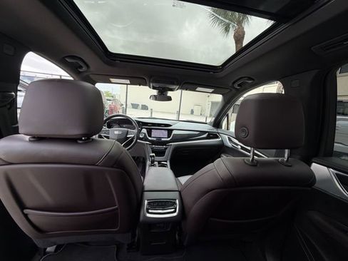 Certified 2024 Cadillac XT6 Premium Luxury FWD image 30