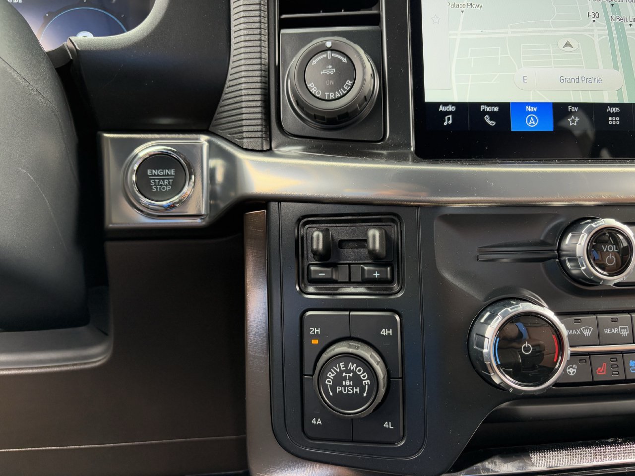New 2026 Ford F150 King Ranch w/ Equipment Group 601A High AWD/4WD image 19