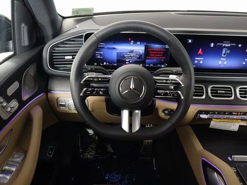 New 2026 Mercedes-Benz GLS 450 4MATIC image 3