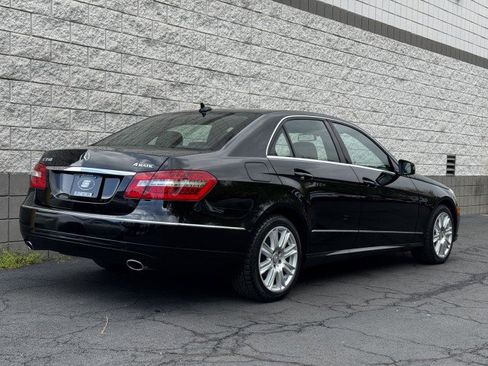 Used 2013 Mercedes-Benz E 350 4MATIC Sedan image 3