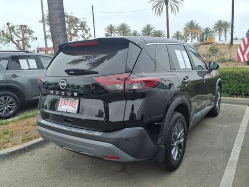 Certified 2023 Nissan Rogue S FWD image 7