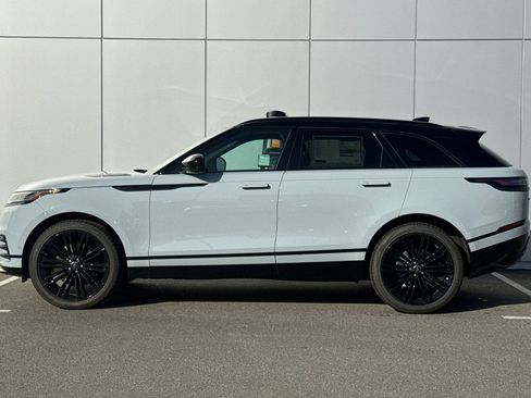 New 2026 Land Rover Range Rover Velar Dynamic SE image 2