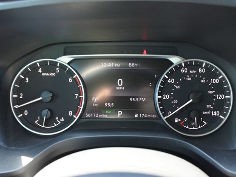 Used 2023 Nissan Rogue S FWD image 14
