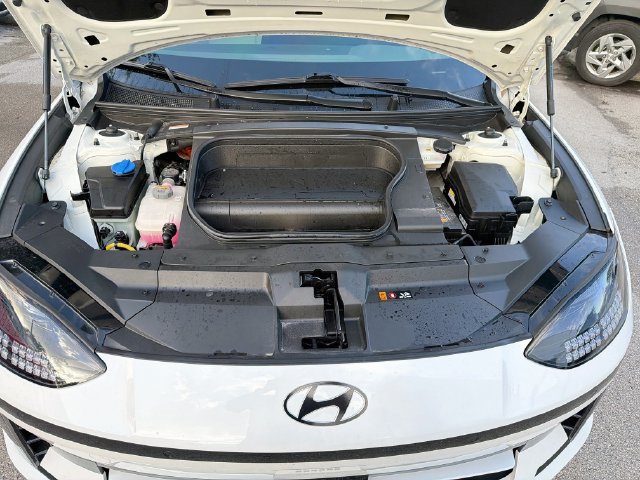 Used 2024 Hyundai Ioniq 6 SEL RWD image 31