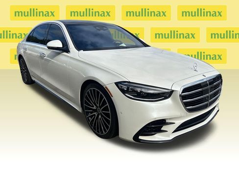 Used 2021 Mercedes-Benz S 580 4MATIC Sedan image 1