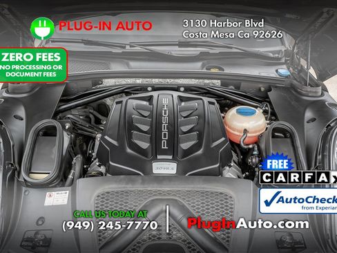 Used 2015 Porsche Macan S AWD/4WD image 12