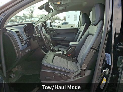 Used 2022 Chevrolet Colorado Z71 w/ Z71 Midnight Edition image 16