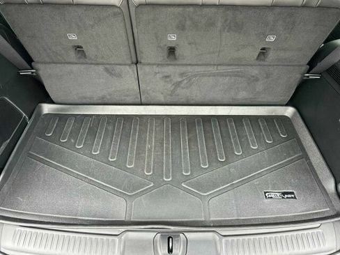 Used 2023 Jeep Wagoneer Series III w/ Convenience Group I AWD/4WD image 19