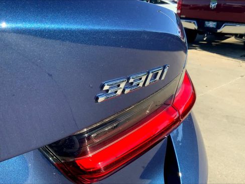 New 2024 BMW 330i Sedan w/ Convenience Package image 15