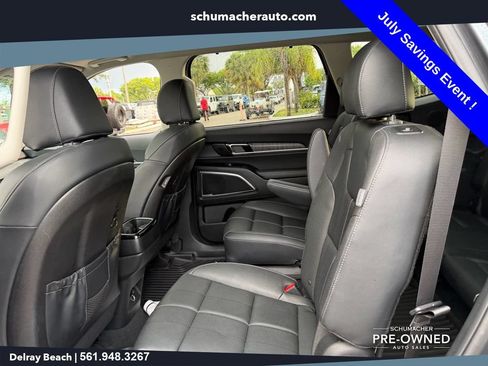 Used 2024 Kia Telluride SX FWD image 12