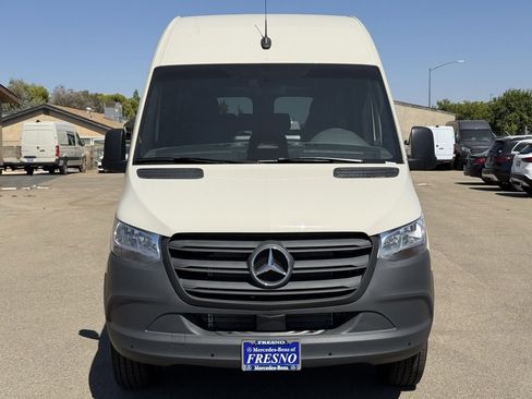 New 2025 Mercedes-Benz Sprinter 2500 image 5