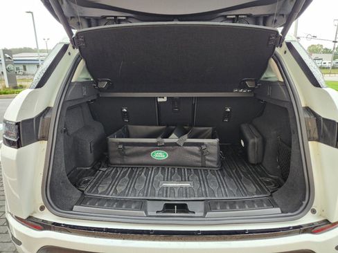 Certified 2024 Land Rover Range Rover Evoque S image 8