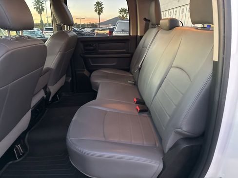 Certified 2019 RAM 1500 Tradesman w/ Chrome Appearance Group image 17