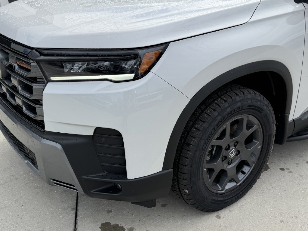 New 2026 Honda Pilot TrailSport image 7