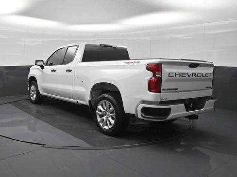 Used 2021 Chevrolet Silverado 1500 Custom w/ Safety Confidence Package AWD/4WD image 6
