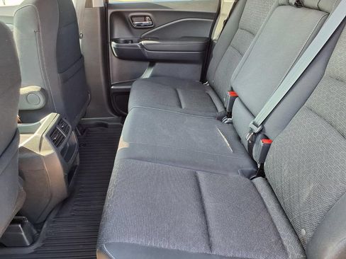 Used 2023 Honda Ridgeline Sport image 11