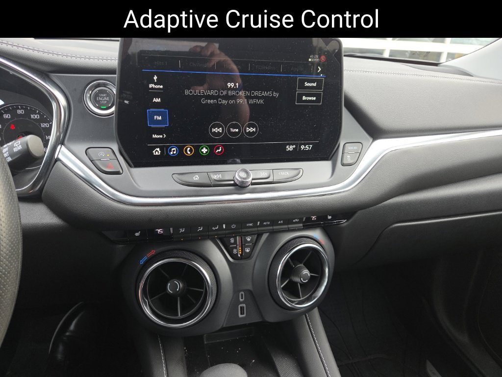 Used 2024 Chevrolet Blazer LT w/ Convenience Package FWD image 17