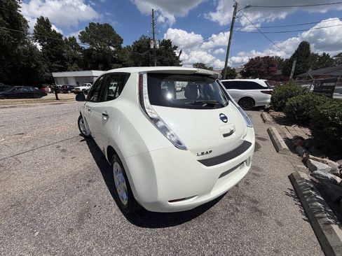 Used 2012 Nissan Leaf SL w/ Protection Pkg FWD image 7