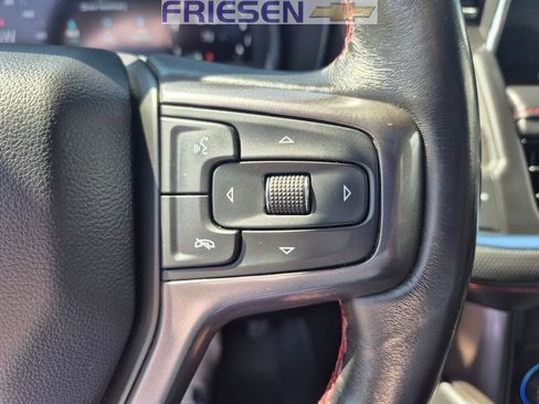 Used 2022 Chevrolet Suburban RST w/ Luxury Package image 28