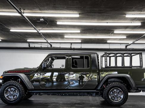 Used 2022 Jeep Gladiator Rubicon w/ LED Lighting Group AWD/4WD image 2