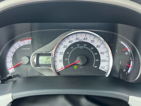 Used 2014 Toyota Sienna SE image 13