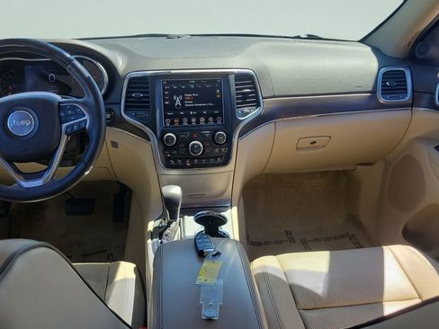 Used 2018 Jeep Grand Cherokee Overland image 11