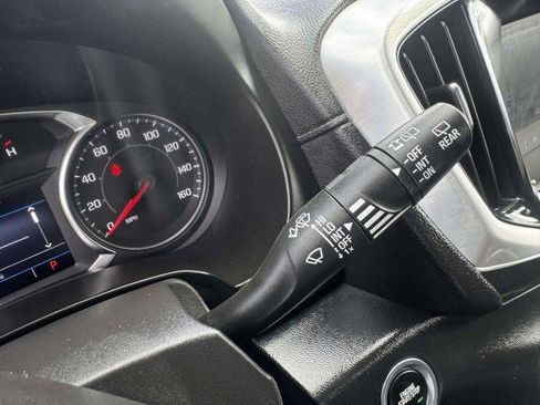 Used 2023 GMC Terrain SLE w/ Driver Convenience Package image 26