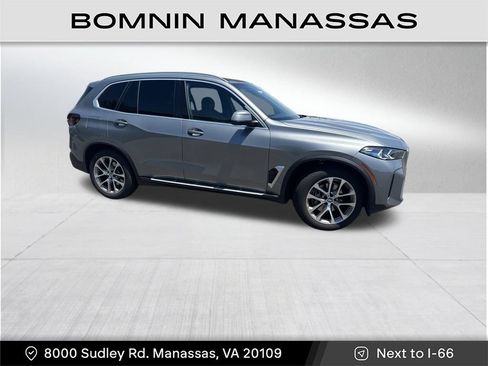 Used 2024 BMW X5 sDrive40i w/ Premium Package RWD image 3