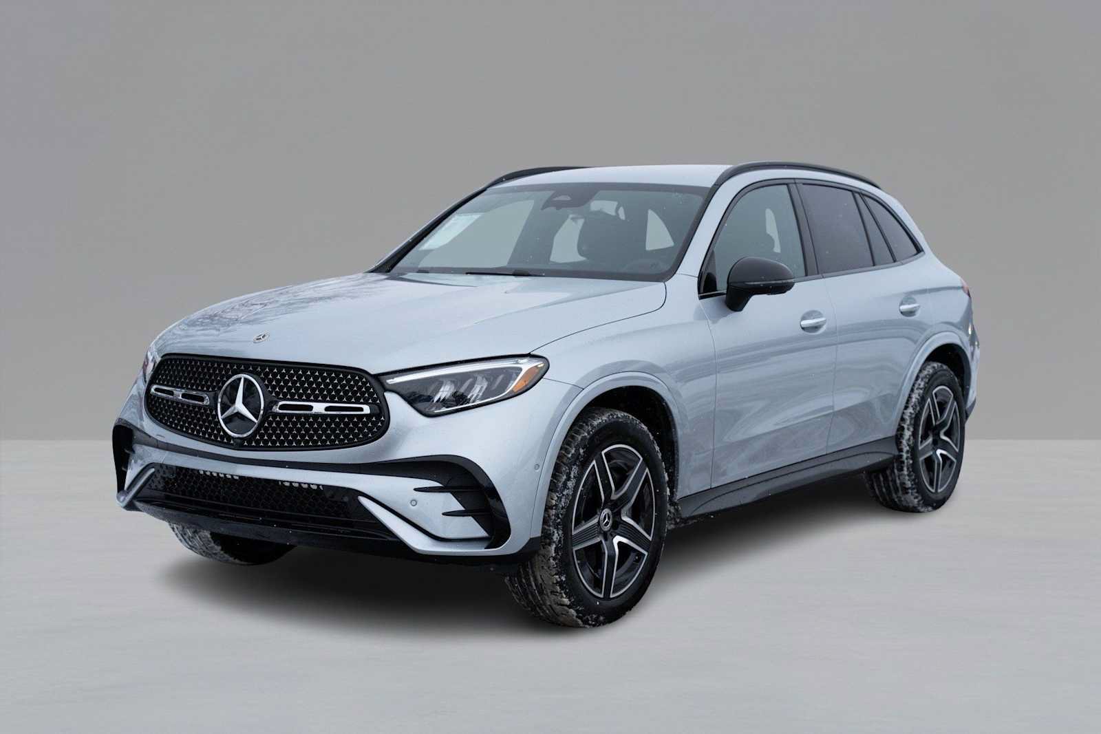 Used 2026 Mercedes-Benz GLC 300 4MATIC image 1
