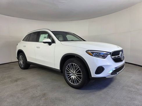 New 2026 Mercedes-Benz GLC 300 image 1
