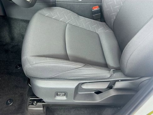 Used 2025 Toyota Tacoma SR5 image 19