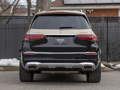 Used 2023 Mercedes-Benz Maybach GLS 600 4MATIC image 25
