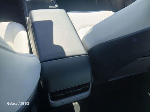 Used 2022 Tesla Model 3 Long Range image 28