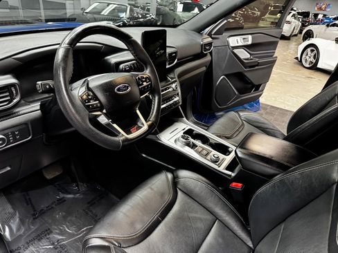 Used 2020 Ford Explorer ST w/ ST High-Performance Pack image 32
